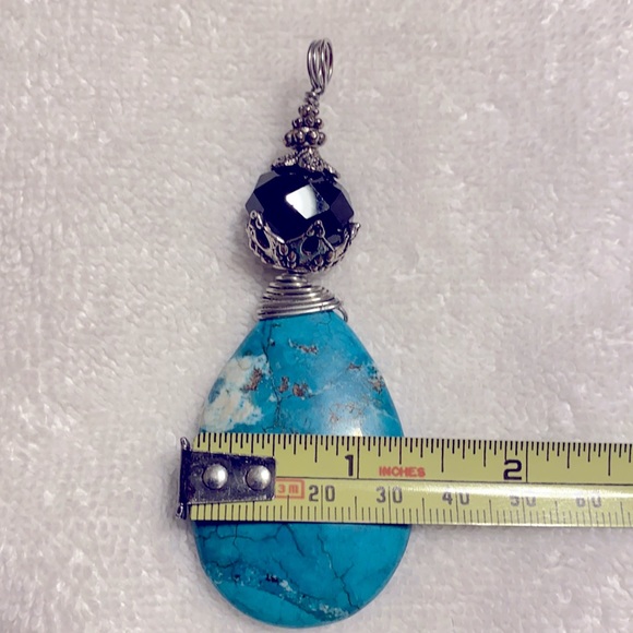 Fashion Jewelry - Turquoise Pendant - Picture 6 of 6
